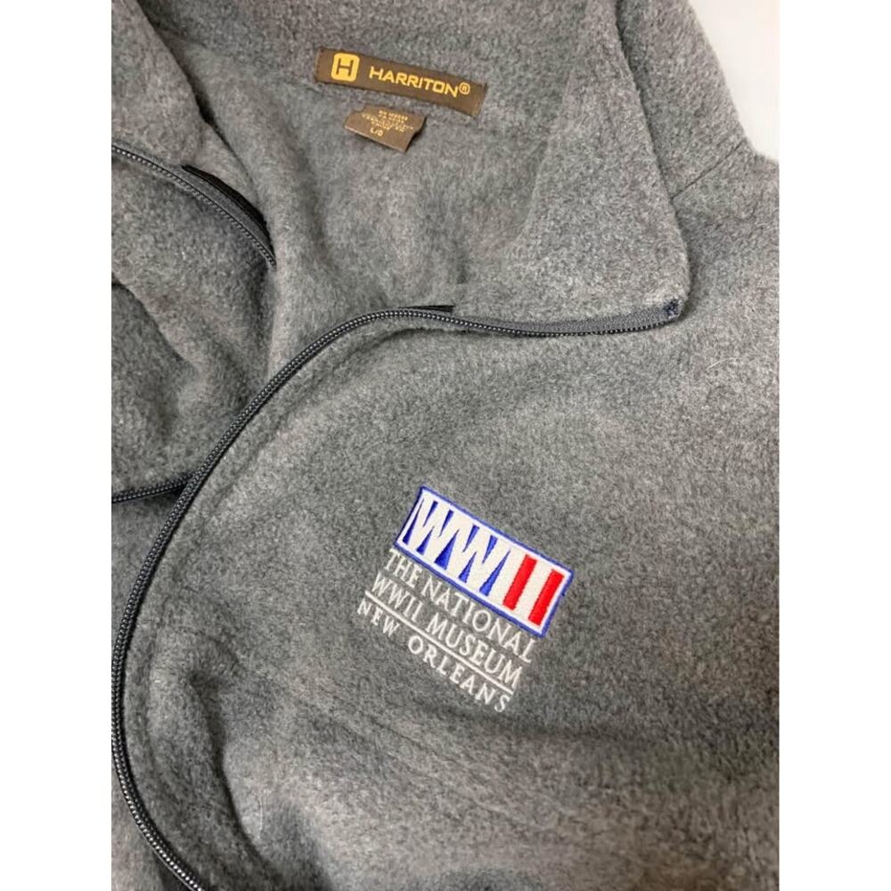 WWII Museum New Orleans - Longsleeve Fleece Jacket sz L